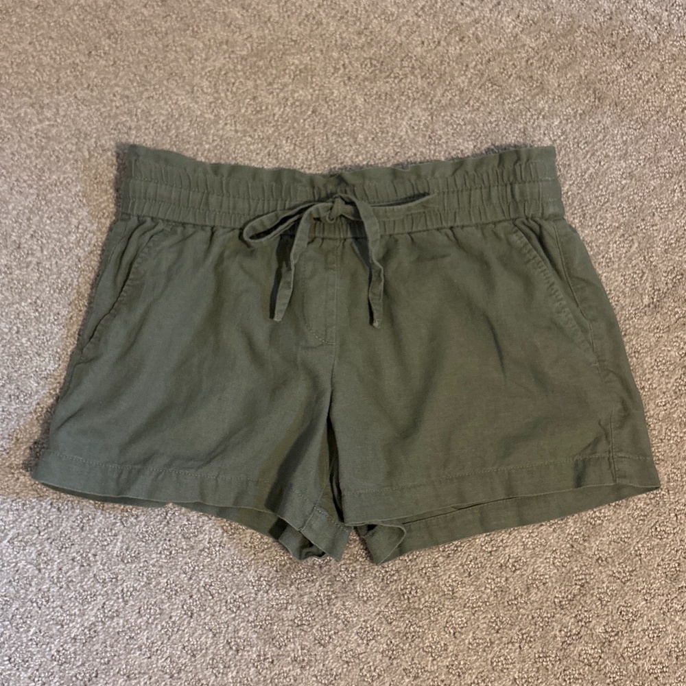 LOFT Elastic Linen Shorts